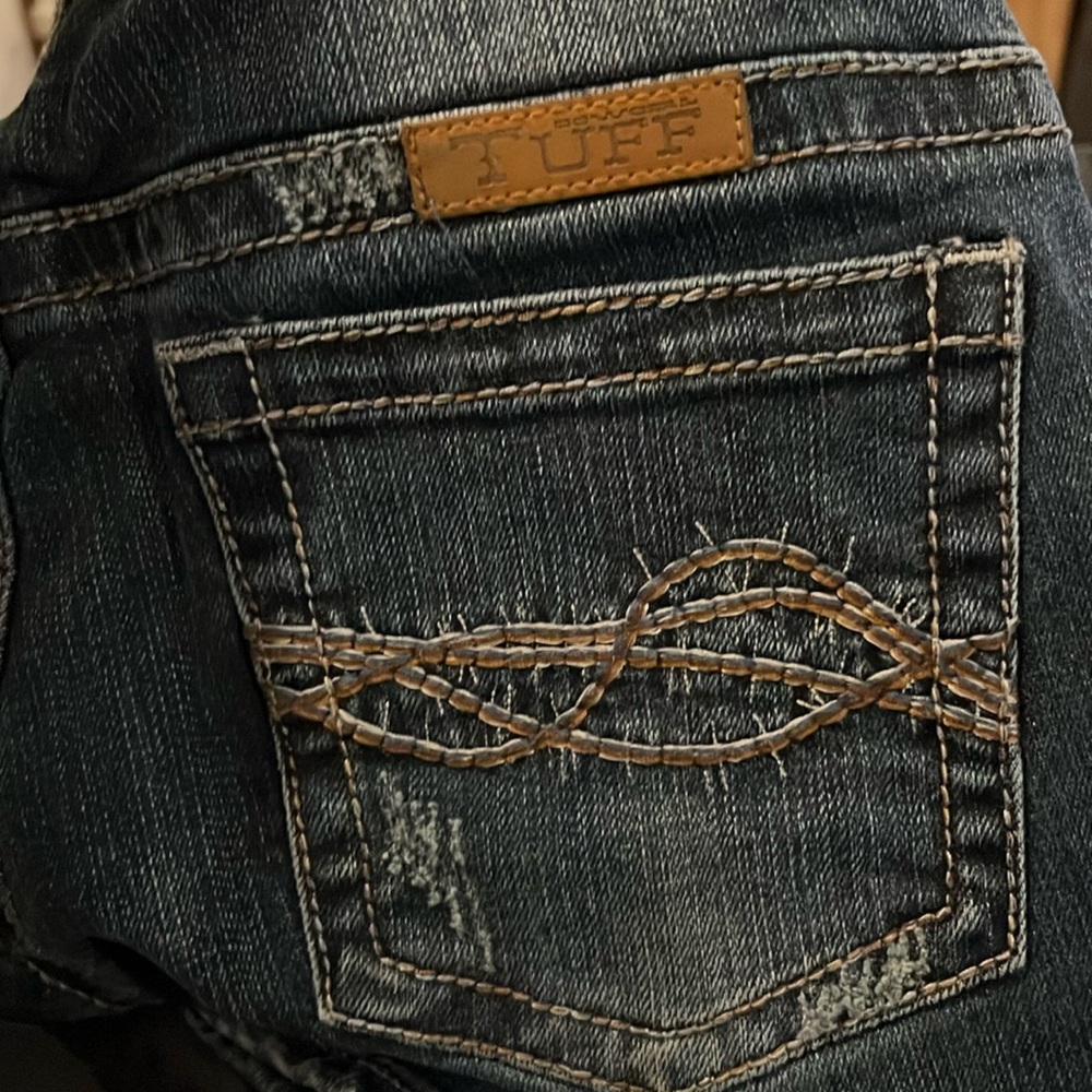 Cowgirl Tuff Co jeans size 27x33
